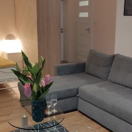 Be My Guest - Marszalkowska Studio - Center Of Warsaw Subway Wi-Fi Breakfast Екстериор снимка