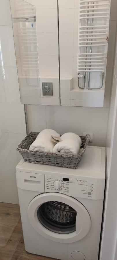 Be My Guest - Marszalkowska Studio - Center Of Warsaw Subway Wi-Fi Breakfast Екстериор снимка