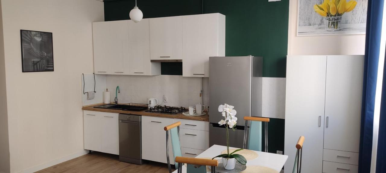 Be My Guest - Marszalkowska Studio - Center Of Warsaw Subway Wi-Fi Breakfast Екстериор снимка