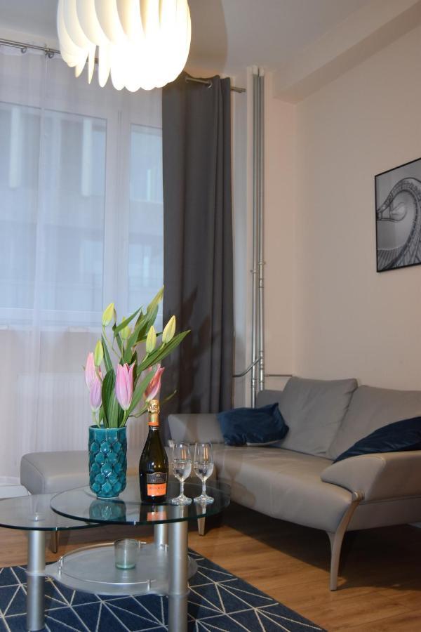 Be My Guest - Marszalkowska Studio - Center Of Warsaw Subway Wi-Fi Breakfast Екстериор снимка